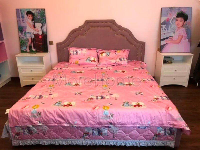 Hình ảnh thực tế của phòng ngủ của con gái tại nhà lô phố hiện đại ở phường Sở Dầu, Hải Phòng đã được thi công.